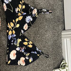 Forever 21 Black Floral Crop Top